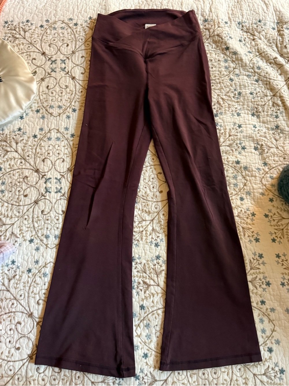 PINK Victoria's Secret Deep Plum Leggings